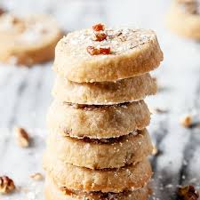 Everybody understands the stuggle of getting dinner on the table after a long day. 4 Ingredient Pecan Sandies Chew Out Loud