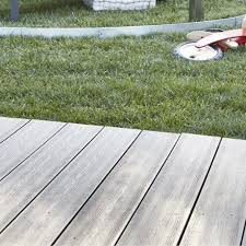 Dalle bois akola l100 x l100 cm x ep44 mm. Les Produits Les Conseils Et Les Idees Pour Le Bricolage La Decoration Et Le Jardin Leroy Merlin Planche Composite Lame De Terrasse Composite Lame Terrasse