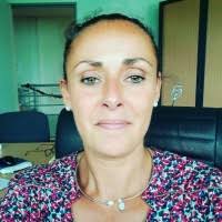 100+ perfiles de «Aita»