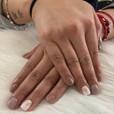Glam it up with accents: How Short Can Acrylic Nails Be 41 Styles In Trend Naildesigncode