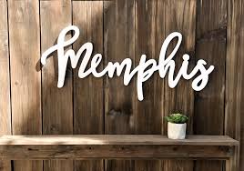 L' étagère murale design est une nouvelle forme de déco sympathique. 130 Wooden Baby Names Ideas Baby Names Baby Name Signs Nursery Signs