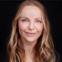 Lauren Mahan's Instagram, Twitter & Facebook