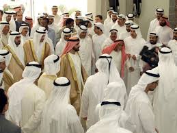 Similarly, the burka is of afghan origin and the arabs have never worn them. Uae Tells Men To Avoid Wearing National Dress When Travelling Abroad The Independent The Independent