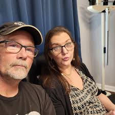 Understanding the difference between friends and people you chill with