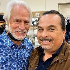 It was such a thrill meeting actor Michael Beck from the 80's classic films  “Xanadu” and “The Warriors” today at Pasadena Comic Con! Such a nice guy!  #michaelbeck #actor #xanadumovie #thewarriors #houstonknights #