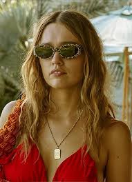 WornOnTV: Chelsea's STAY GOLD necklace