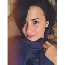 Celebs Without Makeup Slam In These Instagram Selfies Demi Lovato Makeup Celebs Without Makeup Demi Lovato