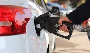 Benzin ve motorine zam benzine bu gece yarısından geçerli olmak üzere 21 kuruş zam geldi. Benzin Ve Motorine Zam