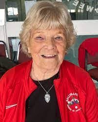 Annie Toland's Instagram, Twitter & Facebook