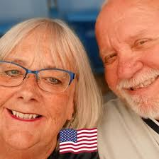 LONGORIA TO RETIRE A RAY⚾: Evan Longoria, who helped the Rays reach the  World Series as a rookie and holds several team records, will sign a  one-day contract with the team to