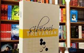 Kitap, bir rus aristokrat annenin tek oğlu çocuğu olan nicholai hel'in. Sibumi Trevanian Muhammet Kavlakci
