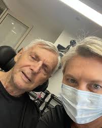 Feeling a million bucks today fresh haircut haven't done much in 6 months  but today I got back into a salon of all places @carolynbh thanks to  everyone for your calls and