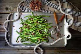 Recette De Poelee Automnale De Haricots Verts Recette En 2020 Haricots Verts Haricot Vert