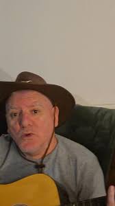 I've not posted in a wee while this song was a hit for Don Williams in  1973, here is my version of I Recall A Gypsy Woman hope you all enjoy., I'm  clearly not playing guitar in the video, but trying ...