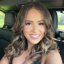 Alyssa Anne Jenkins (@alyssaannejenkins)