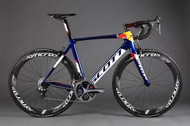 Scott Foil Team Infiniti Red Bull Racing Jpg 1500 1000 Rennrad Radtouren Fixie Fahrrad