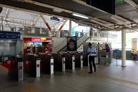 Opened on 31 august 2003, raja chulan monorail station is an elevated monorail station that forms a part of the kuala lumpur monorail line. Raja Chulan Monorail Station Klia2 Info