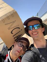 hey, my name is Maria and I'm from Poland. Right now I am with my friend in  Barcelona for erasmus, we arrived few days ago and we are looking for  people to