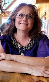 Jessica Dierking's Instagram, Twitter & Facebook