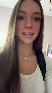 Kaitlyn Easter's Instagram, Twitter & Facebook