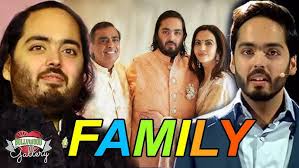 Yami Gautam Family With Parents, Brother, Sister and Boyfriend