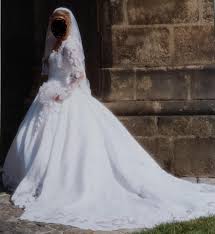 Toutes les plus grandes marques du mariage collections 2021. Robe De Mariee Ormelle Point Mariage Amorencore