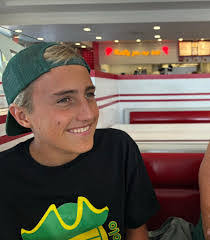 Kori Haynes's Instagram, Twitter & Facebook