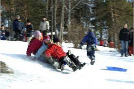 9 kuukautta, 25 päivää kuluessa. Laskiainen Ski Und Rodel Gut Deutsch Finnische Gesellschaft Schleswig Holstein E V