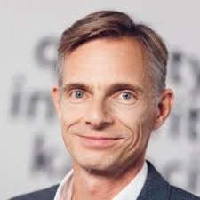 An alternative to deployment pipelines in Fabric