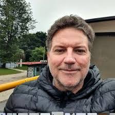 Darryl Junior's Instagram, Twitter & Facebook