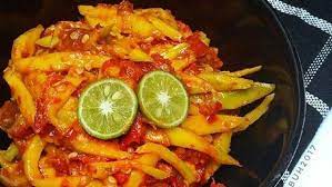 Membuat sambal teri mangga muda ini sangat mudah, 'kan? Resep Sambal Pencit Mangga Muda Lifestyle Fimela Com
