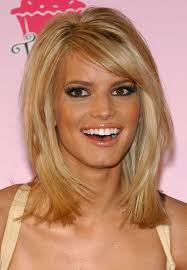 Jessica simpson's hairstyles are a rage throughout the world among her fans. Jessica Simpson Is No Longer A Blonde