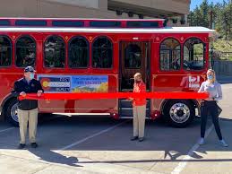 Con un solo clic un producto energy sistem puede ser tuyo. Motiv S First Electric Trolley Deployed In The Town Of Estes Park Colorado Motiv Power Systems