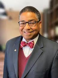 Associates : Spectrum Financial Group