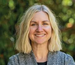 Erma Bennett's Instagram, Twitter & Facebook