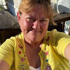 Paul Kroeker's Instagram, Twitter & Facebook