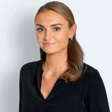 Etter to år med studier på University of Bergen (UiB) er jeg svært glad for  å dele at jeg har fullført en mastergrad i sosial- og kognitiv psykologi  med karakter A på