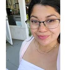 Roxanne Raven (@roxraven)