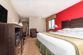 Hours may change under current circumstances Days Inn By Wyndham Muncie Ball State University Muncie Updated 2021 Prices