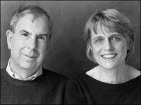 Diana Crone's Instagram, Twitter & Facebook