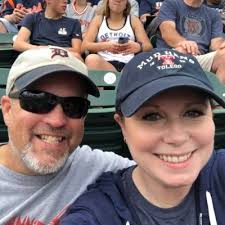 Clare Smith (@claremsmith1325)