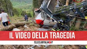Funivia mottarone.la storia di eitan:a soli 5 anni ha perso tutta la famiglia. Il Video Del Crollo Della Funivia Prima Il Sussulto Poi Torna Indietro E Si Schianta Al Suolo A 100km All Ora