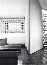 Luis barragan the chapel built for the capuchinas sacramentarias del purisimo corazon de maria is a product of barragán's maturity, in. Una Vida Moderna Photo Urban Design Architecture Architecture Architecture Details