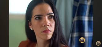 Creo que el pepillo de Tahimi Alvariño en la novela le gusta la dependienta  de ella...no sé me dúo esa impresión