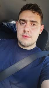 Karen Ando's Instagram, Twitter & Facebook