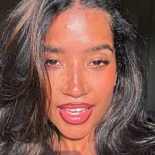 My HOA hires someone to plow my driveway 👸🏻