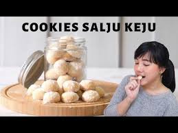 .gambar meme dalam membuat gambar lucu yang berkaitan dengan thr seperti gambar orang menangis dengan caption thr belum turun lihat juga : Kue Kering Lebaran Tergampang Luvita Ho Youtube Kue Kering Kue Lebaran