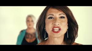 Tuo amante»: il singolo di La Luna con Vladimir Luxuria è un urlo contro il  bullismo