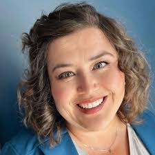 Kris Peterson's Instagram, Twitter & Facebook