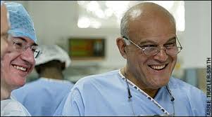 Sir Magdi Yacoub: British team use stem cells to grow a heart. Sir Magdi Yacoub (right) has retired from performing surgery himself, but continues to run ... - news-graphics-2007-_447276a
